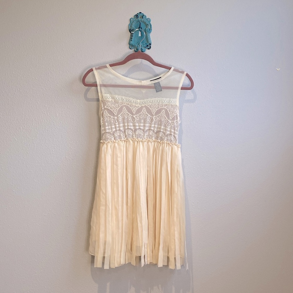 🦋Miss Chievous cream colored dress